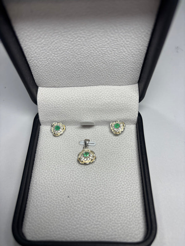 Sets en plata ley 925 con esmeralda natural colombiana