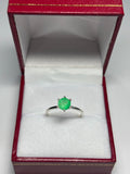 Anillo Solitario Seis Garras en plata 925 con esmeralda natural colombiana