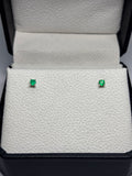 Topitos Verde Intenso — 3 mm en plata 925 con esmeralda natural colombiana